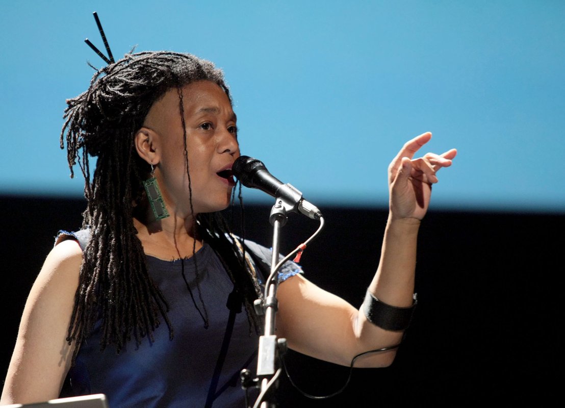 CIRMMT — Pamela Z: Happy Accidents and Blurred Boundaries