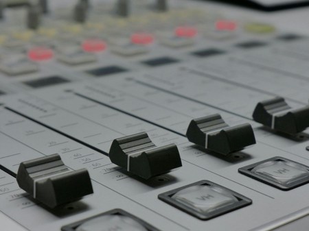 Electroacoustic music spatialization workshop