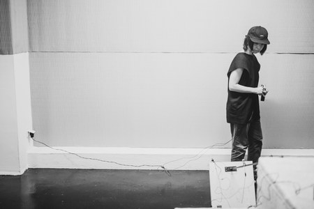 Ryoko Akama – Amplified and/or non-amplified: provoking a space as instrument