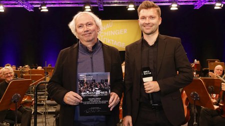 Philippe Leroux's premiere of "Paris, Banlieue" awarded this year's "Orchestra Prize" at the Donaueschinger Musiktage 2025 in Germany Philippe Leroux's premiere of "Paris, Banlieue" awarded this year's "Orchestra Prize" at the Donaueschinger Musiktage 2025 in Germany
