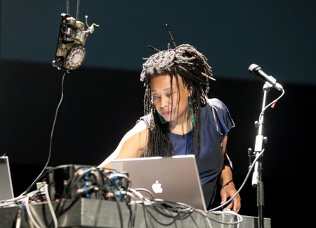 live@CIRMMT : Geste, voix et électronique en direct avec l'artiste invitée Pamela Z