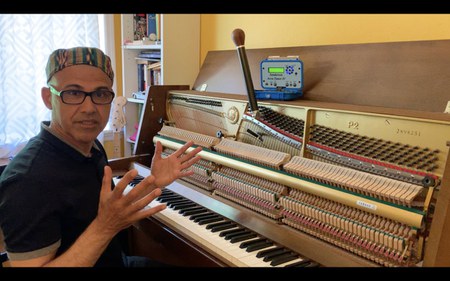 Ramin Zoufonoun : Piano accordé en persan